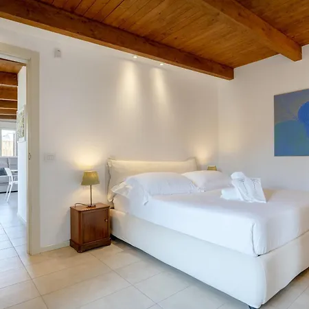 Massari Terrance By Palazzo Zippitelli * Bari